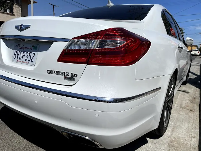 HG Auto Body Repair 4