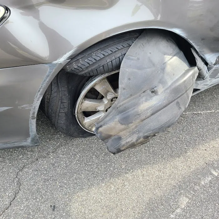 HG Auto Body Repair 5