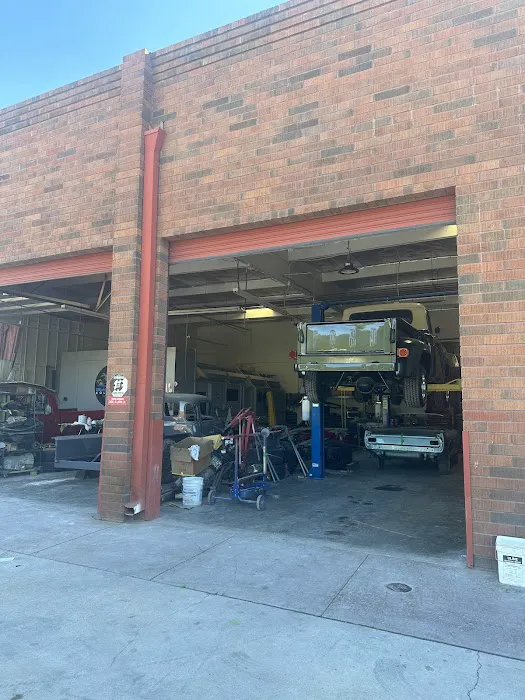 LA Skyline Collision Center 2