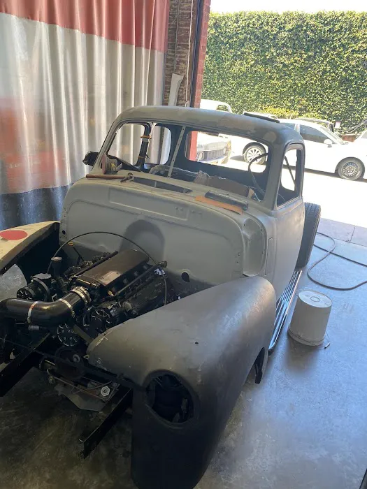LA Skyline Collision Center 1