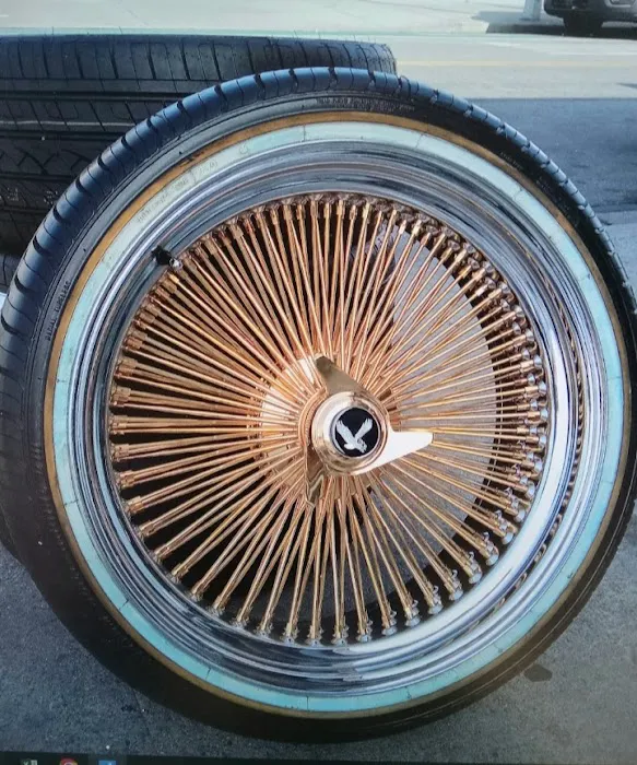 BROADWAY Wheels & Tires Plus 5
