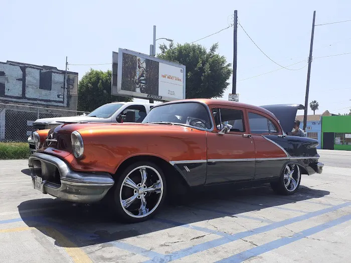 BROADWAY Wheels & Tires Plus 8