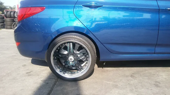 LOPEZ TIRE, MUFFLER & AUTO REPAIR SERVICE 6