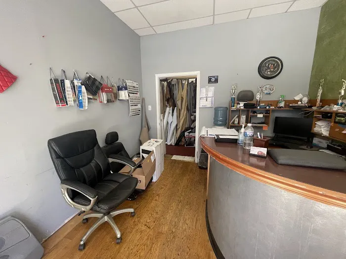 North Point Auto Upholstery And Sales 5