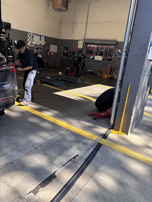 Sam's Club Tire & Battery 3
