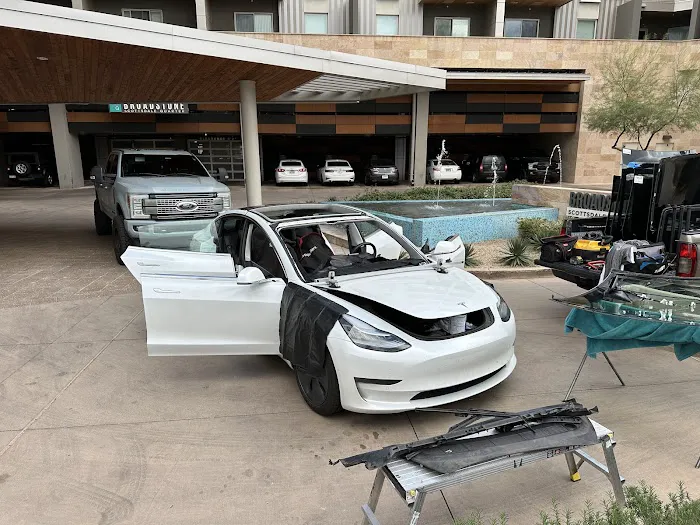 ProView Auto Glass & Tint 4
