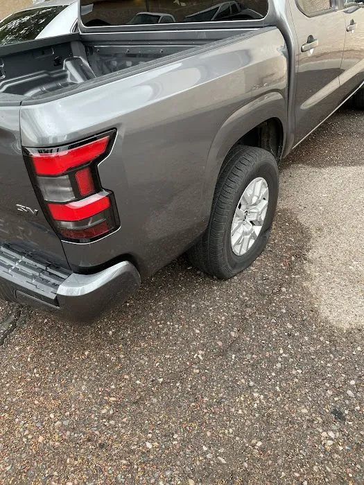 Ron’s Service and Tire Center 8
