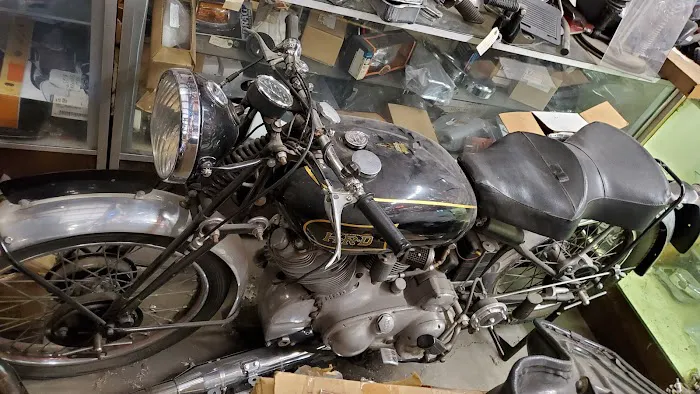 Bob's Cycle Supply 1