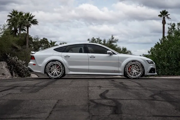 Dynamic Tint 1