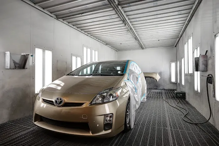 Campus Body Salon Ltd. (Collision Center) 1