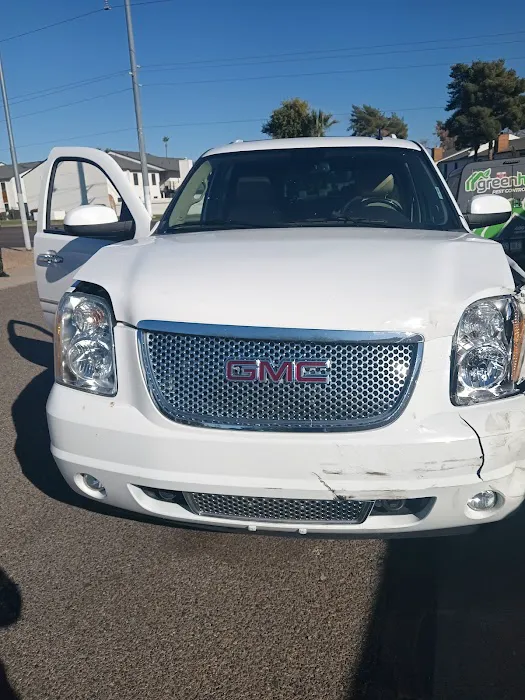 Campus Body Salon Ltd. (Collision Center) 3