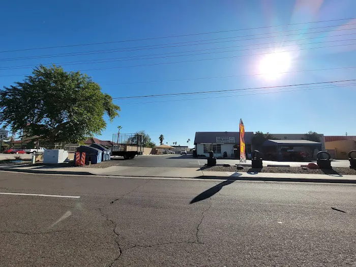 Cocos Tire Shop 0