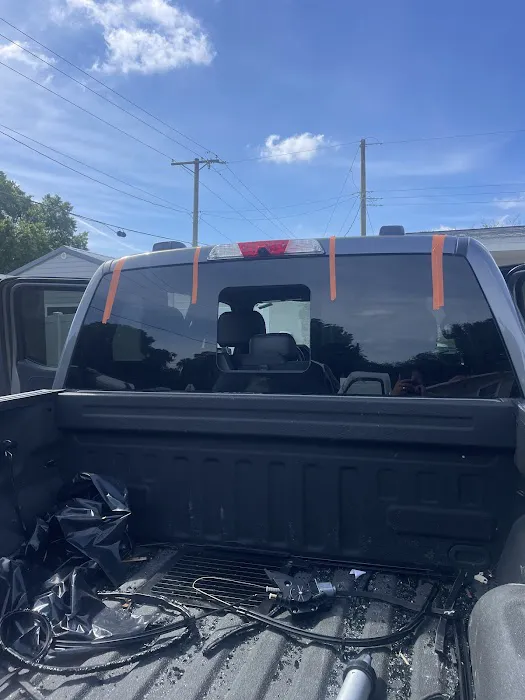 G&G Auto Glass 2