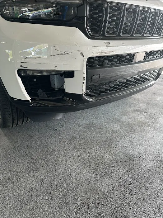 Joe Hudson's Collision Center 4