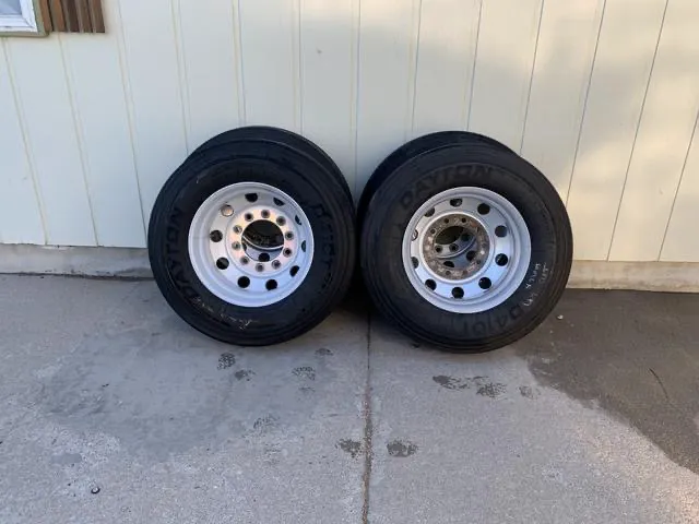 Sundown Mobile Commercial Tires And Road Service Semi Tires 0