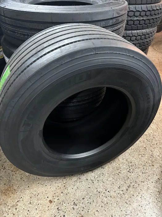 Sundown Mobile Commercial Tires And Road Service Semi Tires 6