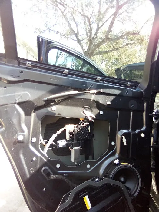 Power Window Repair Specialist 8