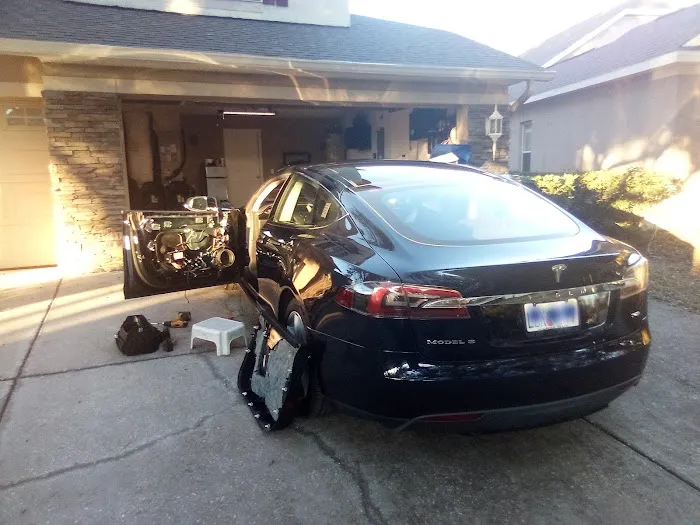 Power Window Repair Specialist 4