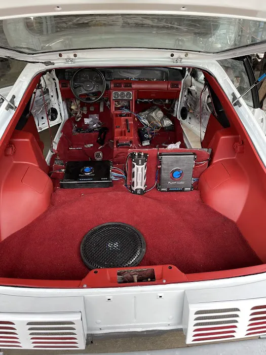 Mustang Pete Custom Inc. 8