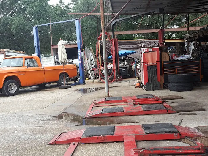 Causeway Tire Shop 7