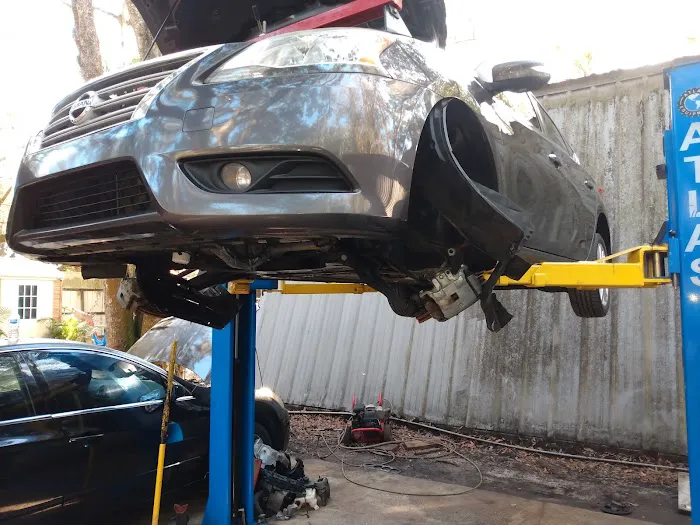 L & I AUTO REPAIR AND MOBILE SERVICES LLC. 4