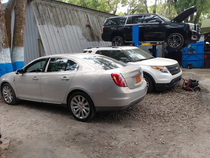 L & I AUTO REPAIR AND MOBILE SERVICES LLC. 3