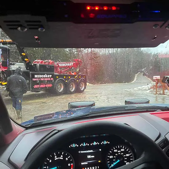 Midcoast Truck Repair & Towing 1