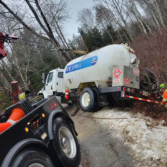 Midcoast Truck Repair & Towing 2