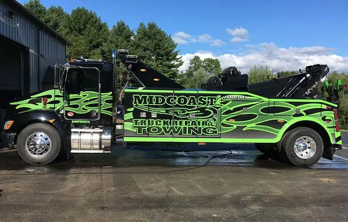 Midcoast Truck Repair & Towing 7