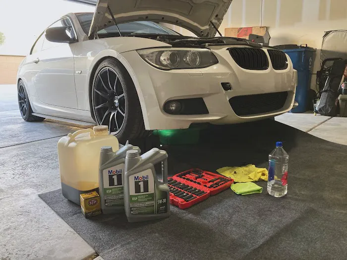 Las Vegas Mobile Oil Change and Brakes 0
