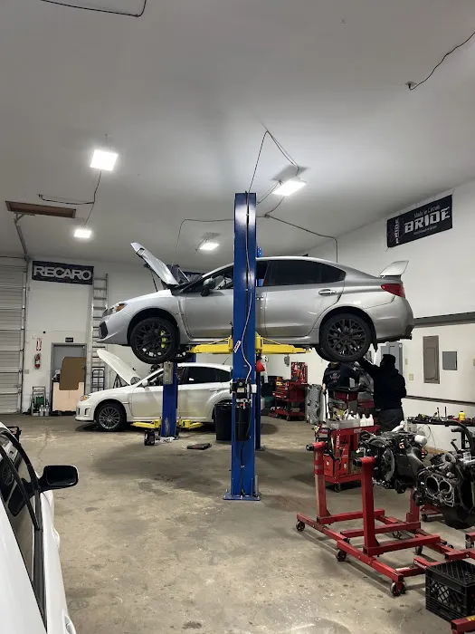 JR's Garage | Subaru Specialist LLC 5