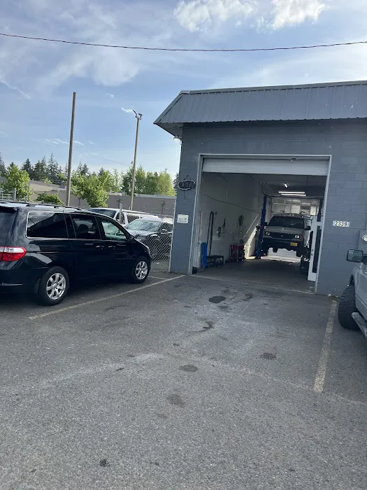 Henry Auto Repair LLC 0