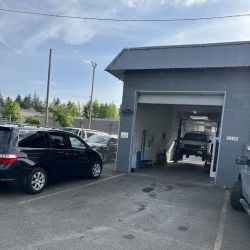Henry Auto Repair LLC ico