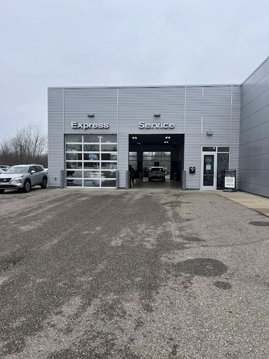 Grand Blanc Nissan Service 4