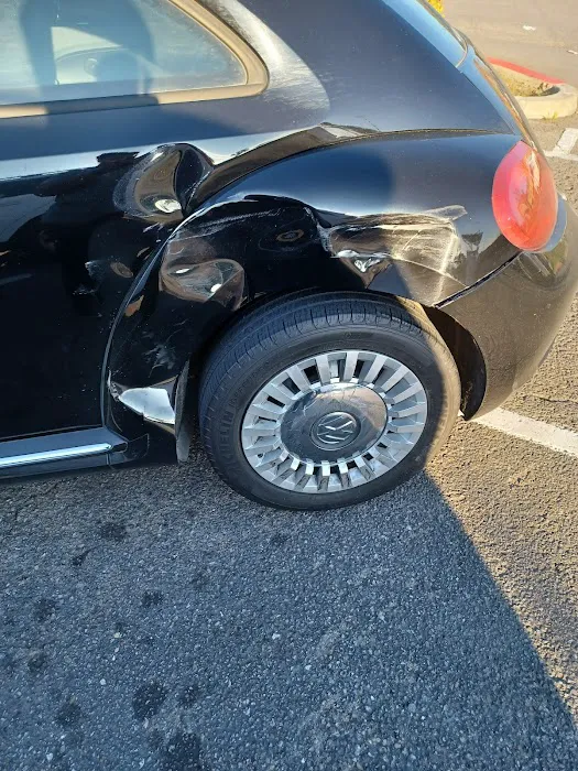 Bakersfield Auto Body 7