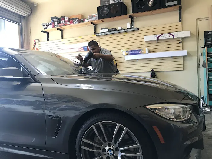 Jerry’s Auto Sounds & Tints 3