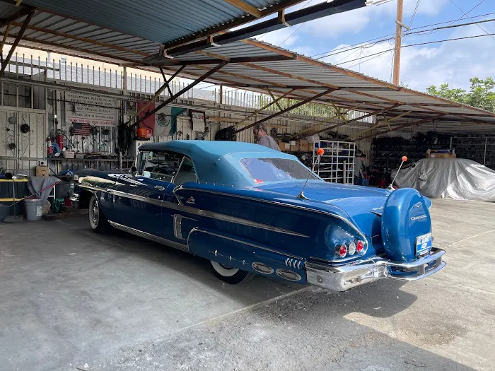 Zapotlanejo Auto Repair & Electric 8