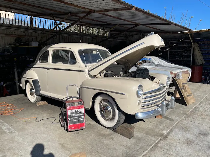 Zapotlanejo Auto Repair & Electric 9