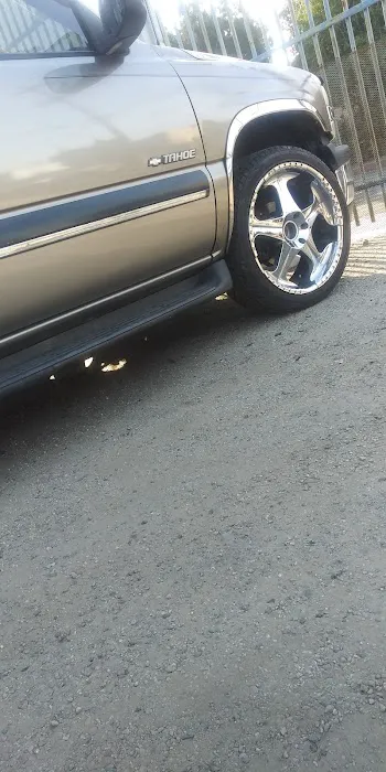 Mercado Tires 1
