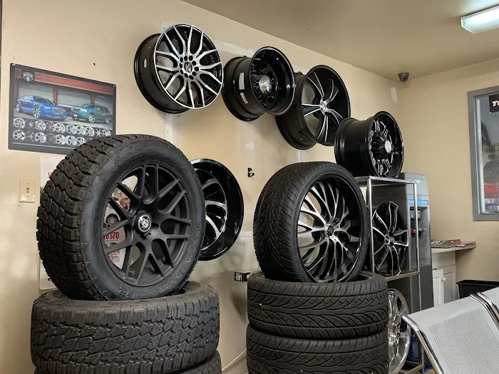 Pacific Tire & Wheel Truxtun 3