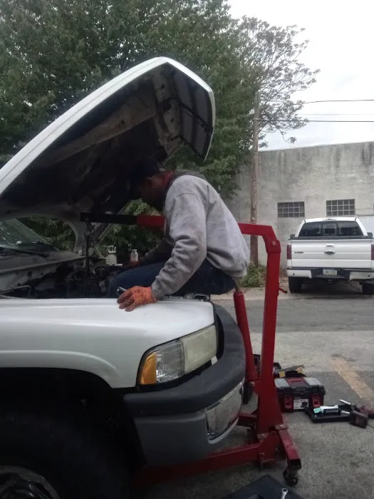 Tyrone's Mobile Auto Repair 4