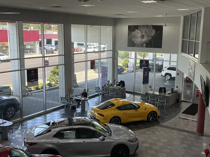 Ardmore Toyota Parts Center 3