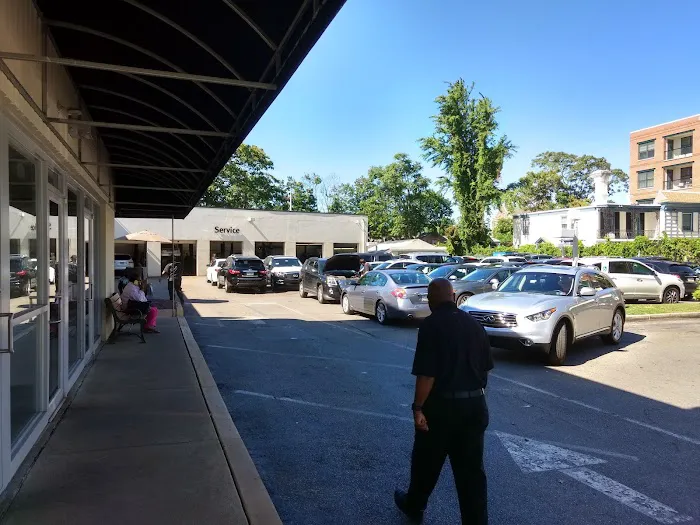 INFINITI Ardmore Service Center 9