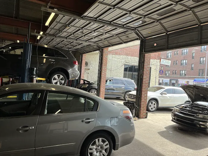 Lay and Hanh Automobile, Inc. 2