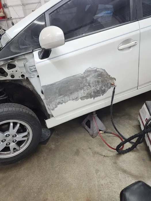 Sodi and brothers automotive and collision 9