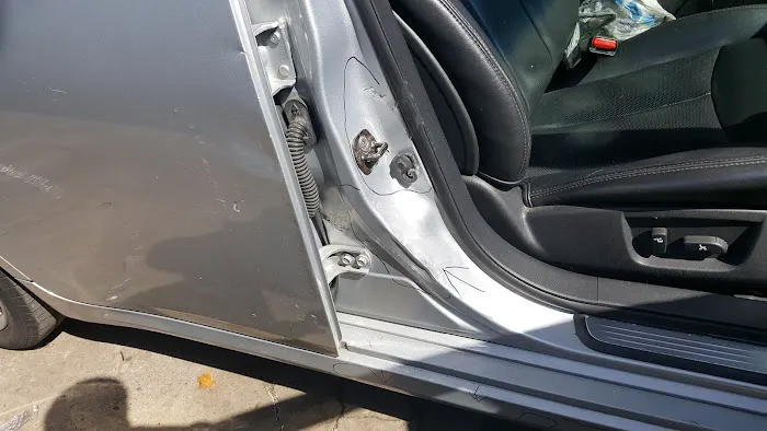 White's Auto 2