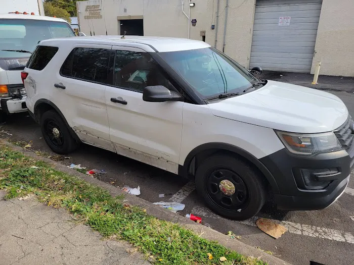 Getitdonehere Auto body 0