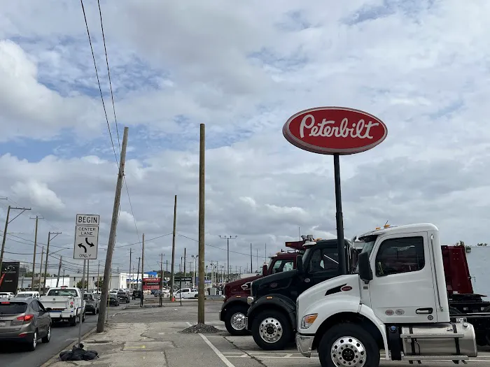 G.L. Sayre Peterbilt - Parts 8