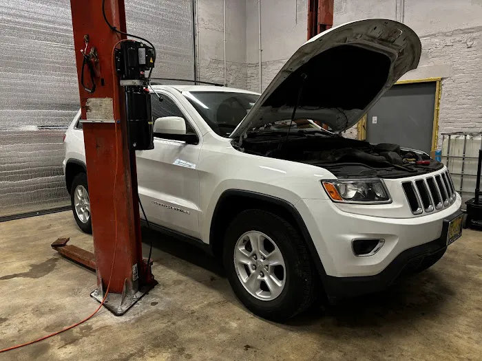 Pristine Auto Works LLC 1