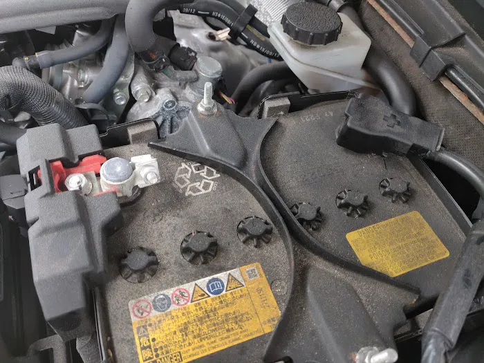 Valvoline Instant Oil Change 3